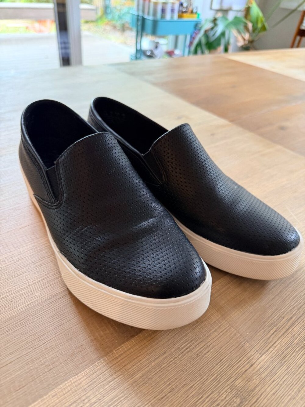 Naturalizer Marianne 3.0 Slip On Size 10 Black Perforated Leather Worn Twice